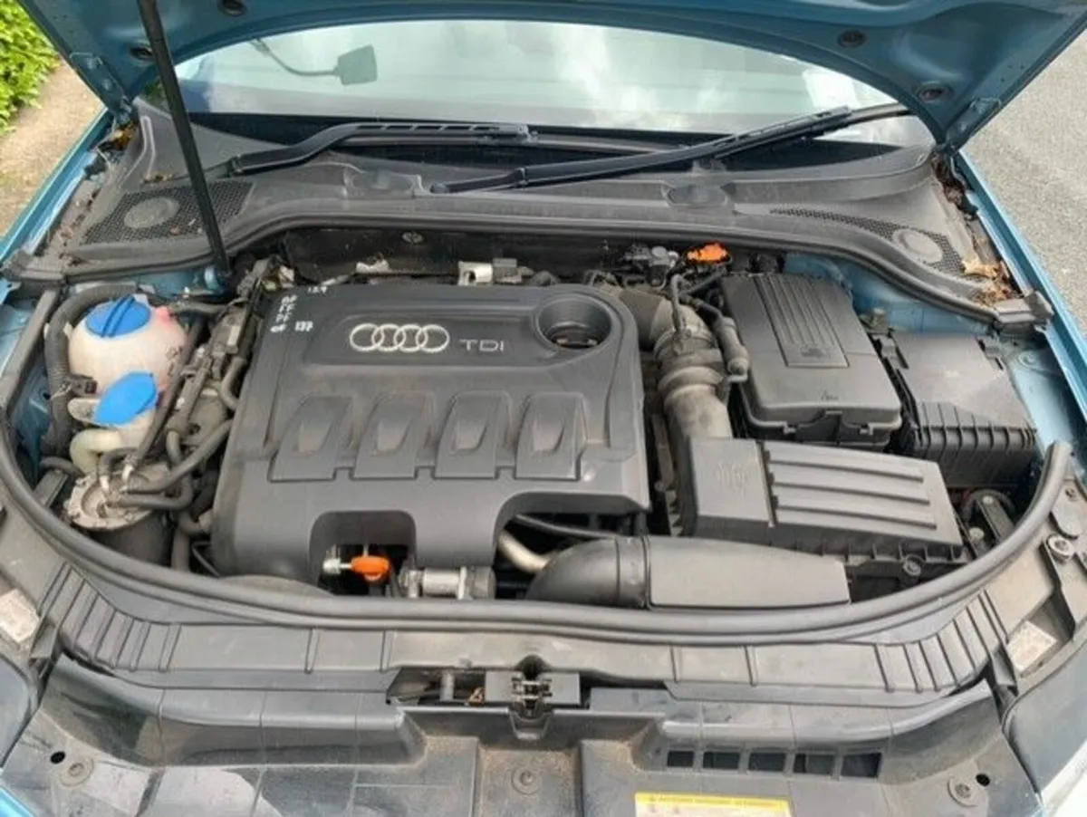 Audi A3 2010 - Image 2