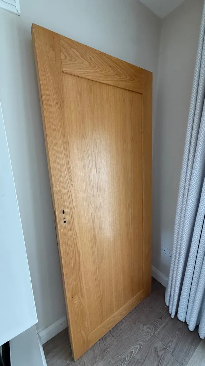 Door 32 inch x 2 - Image 1