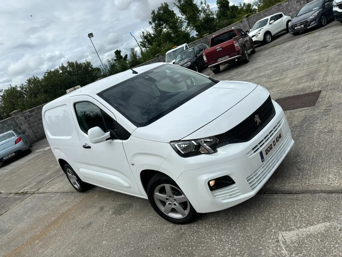 Top Spec Peugeot Partner Van... - Image 2