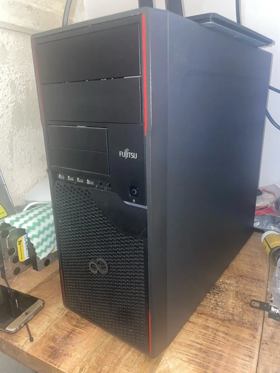Desktop Computer Fujitsu Quad Core Intel 16GB RAM - Image 1