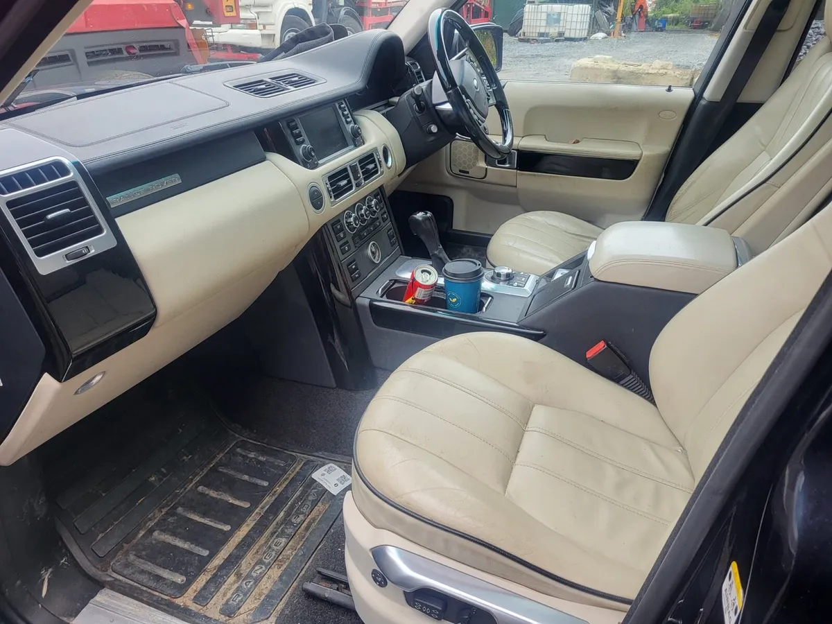 Range Rover V8 - Image 4