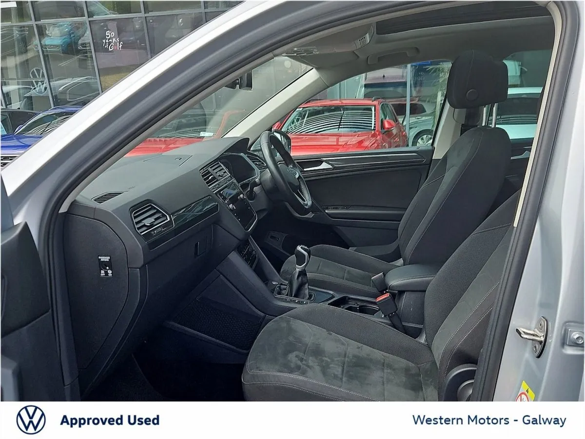 Volkswagen Tiguan Elegance  LED Matrix Headlights - Image 4