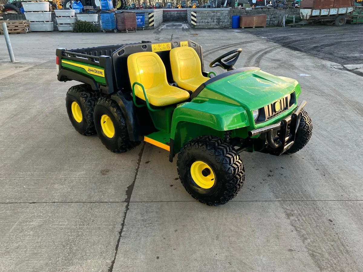 JOHN DEERE TH 6x4 GATOR ATV (250 hrs): 11017545 - Image 1