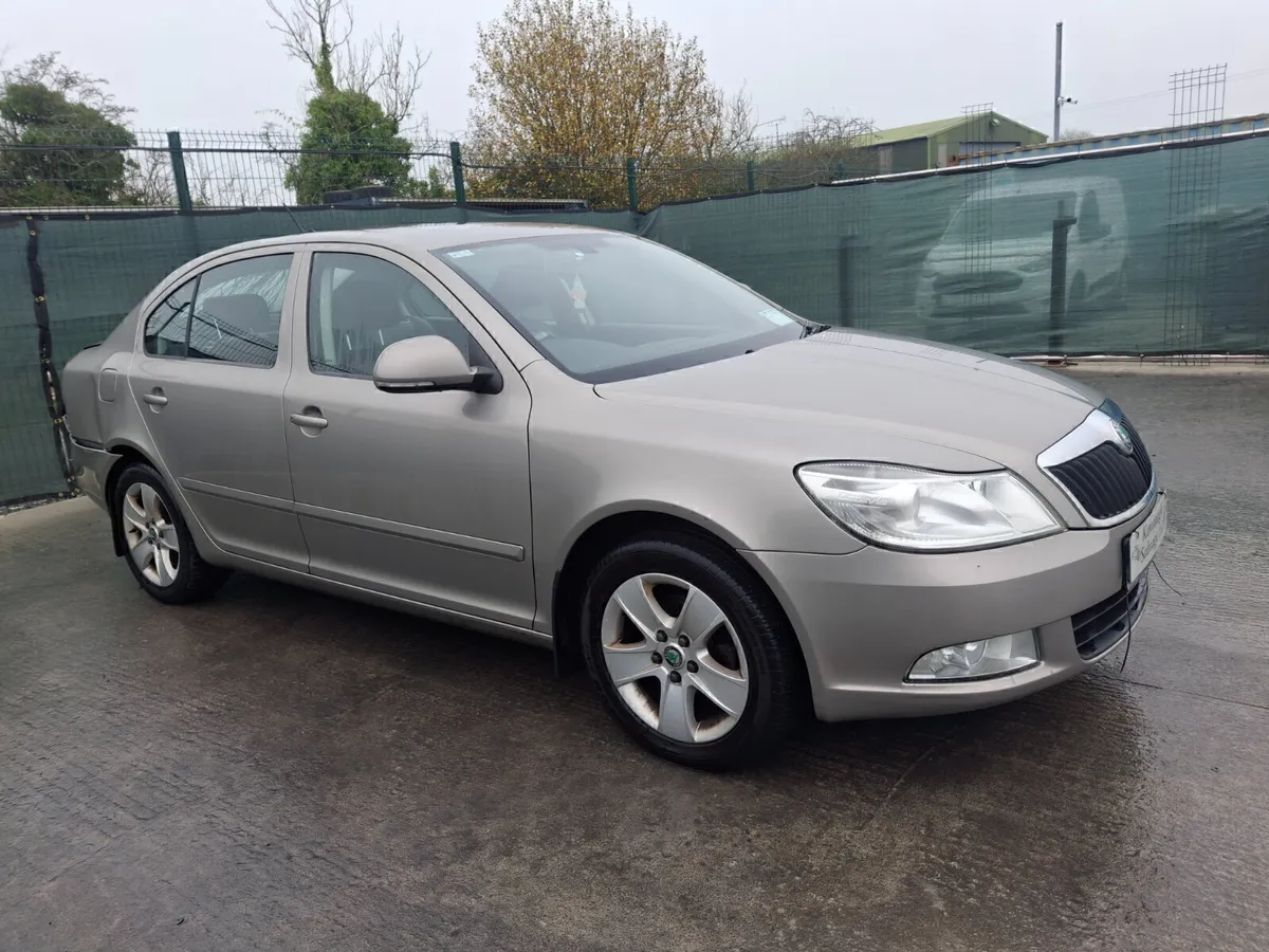 *2013 Skoda Octavia 1.6L TDI DRIVE HOME - Image 2