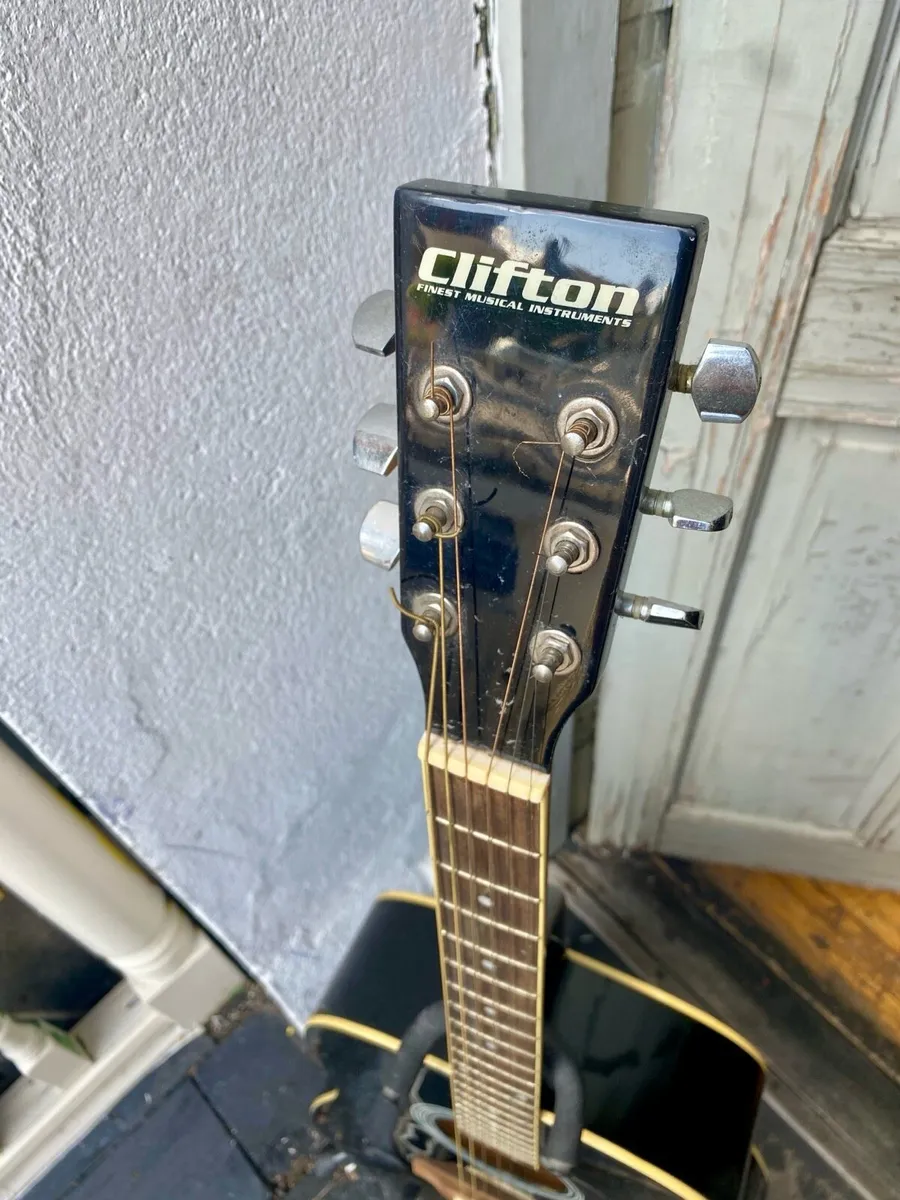 Clifton Acoustic Guitar (Black) + Rack + Strings - Image 3