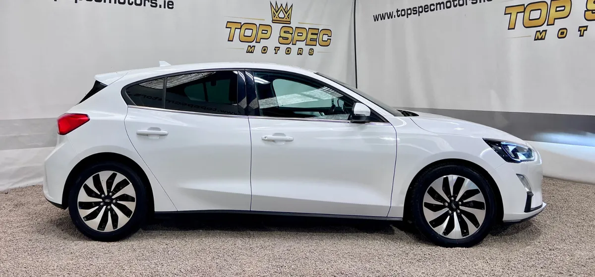 2020 (202) Ford Focus 1.5TDCI ZETEC EDITION Sport - Image 4
