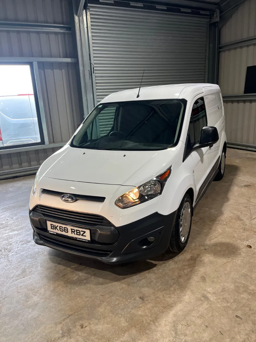 Ford Transit Connect 2018 - Image 3