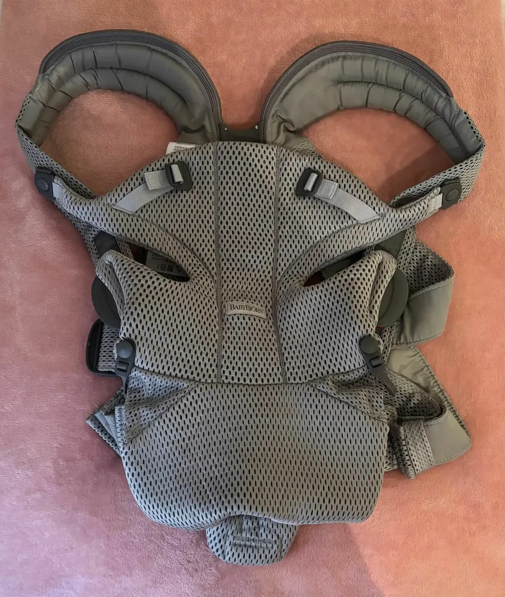 Baby Bjorn Carrier Move - Image 1