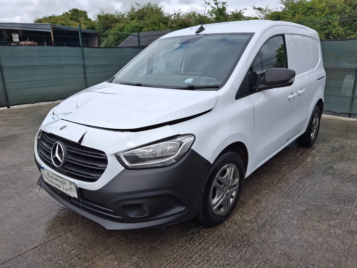 251 Mercedes Citan  Long Pro 6  1.5 Diesel - Image 2