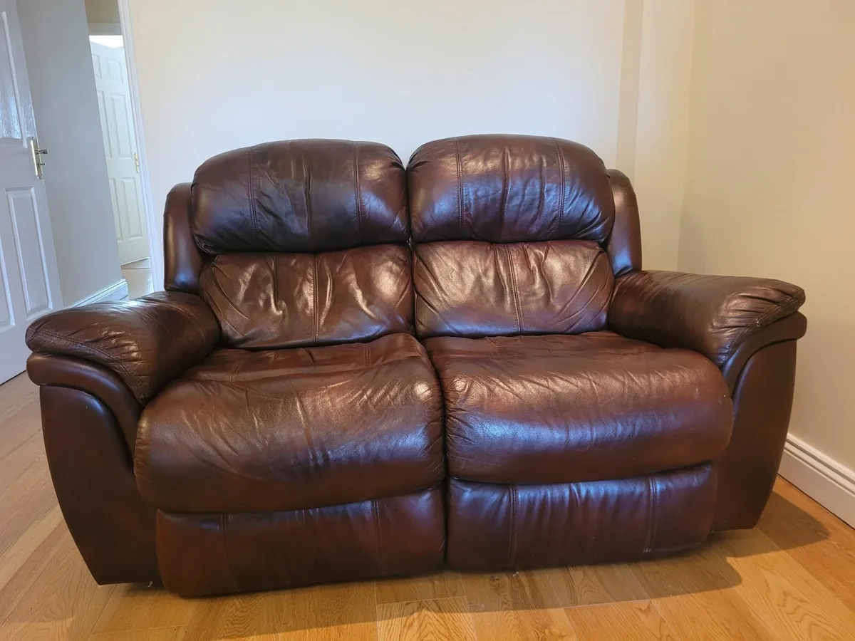 2 seater recliner couch - Image 1