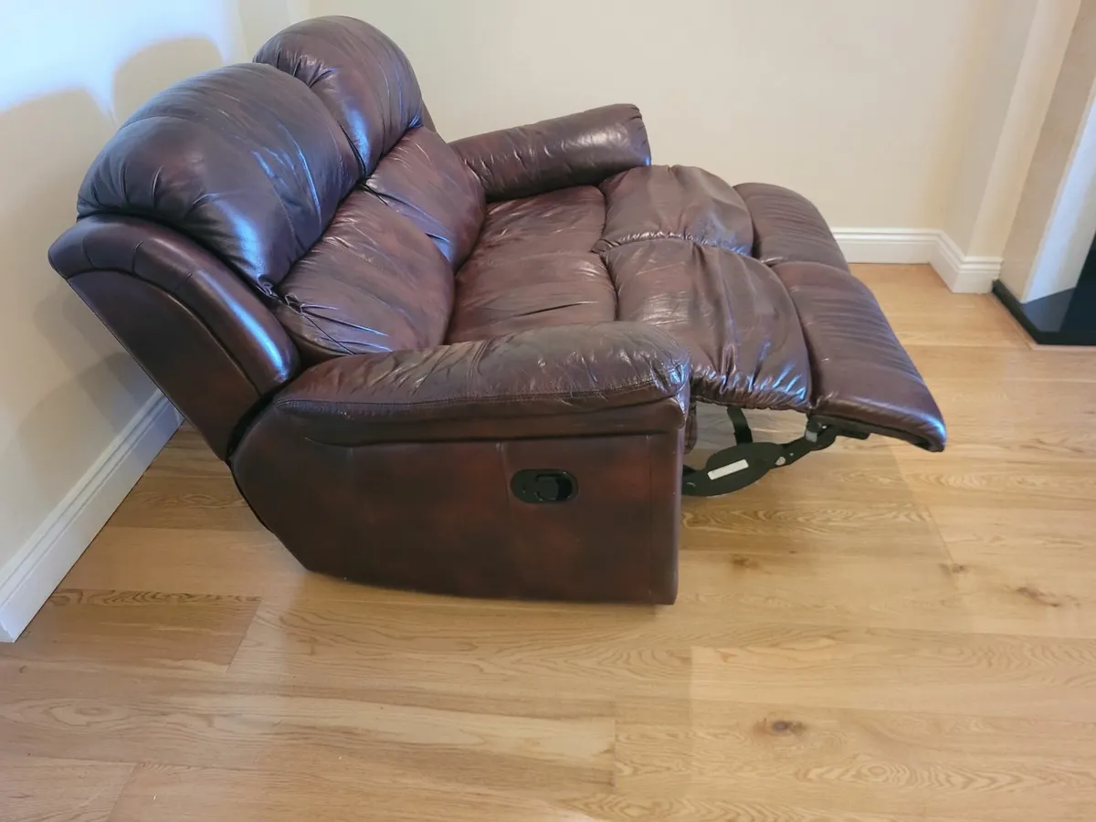 2 seater recliner couch - Image 3