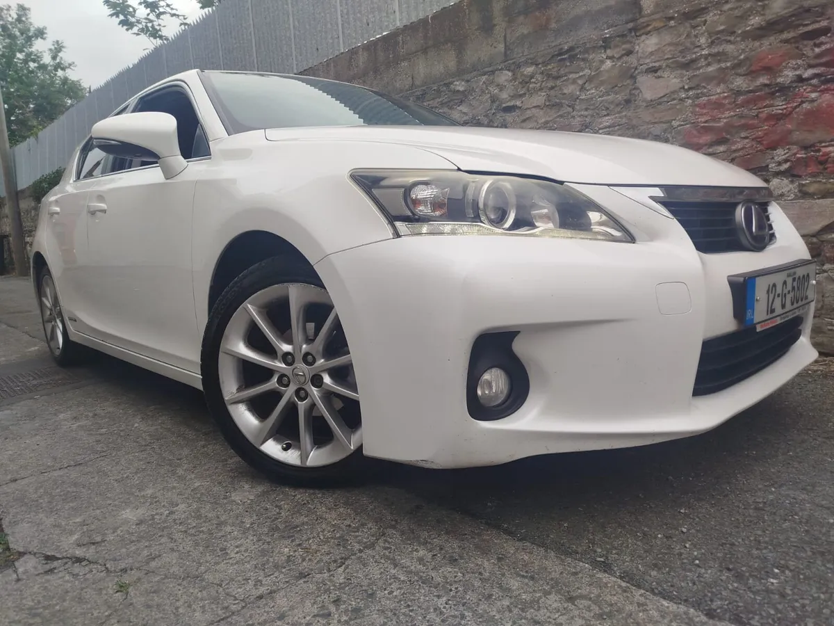Lexus CT 2012.. SERVICE HISTORY NCT - Image 2