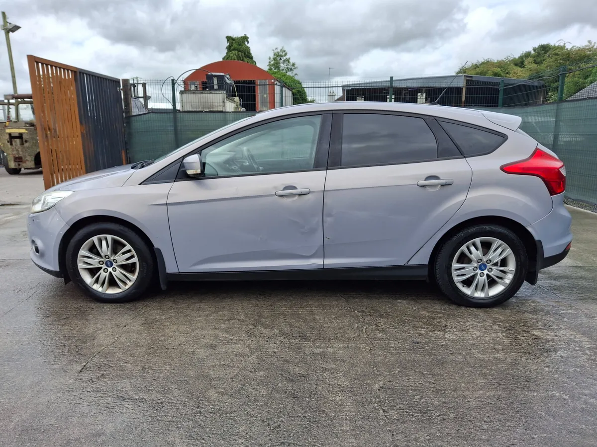 2011 Ford Focus  Diesel Driver Home - Image 4