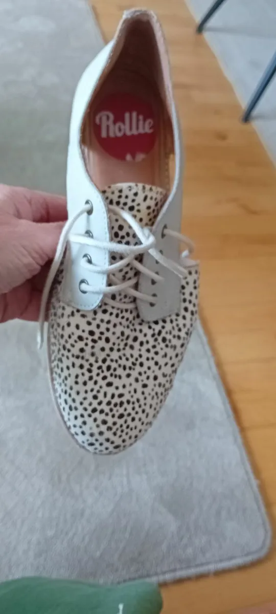 Shoes - Image 2