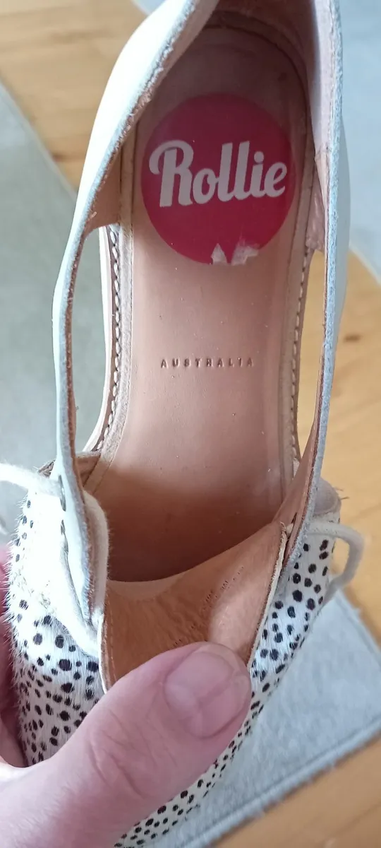 Shoes - Image 3