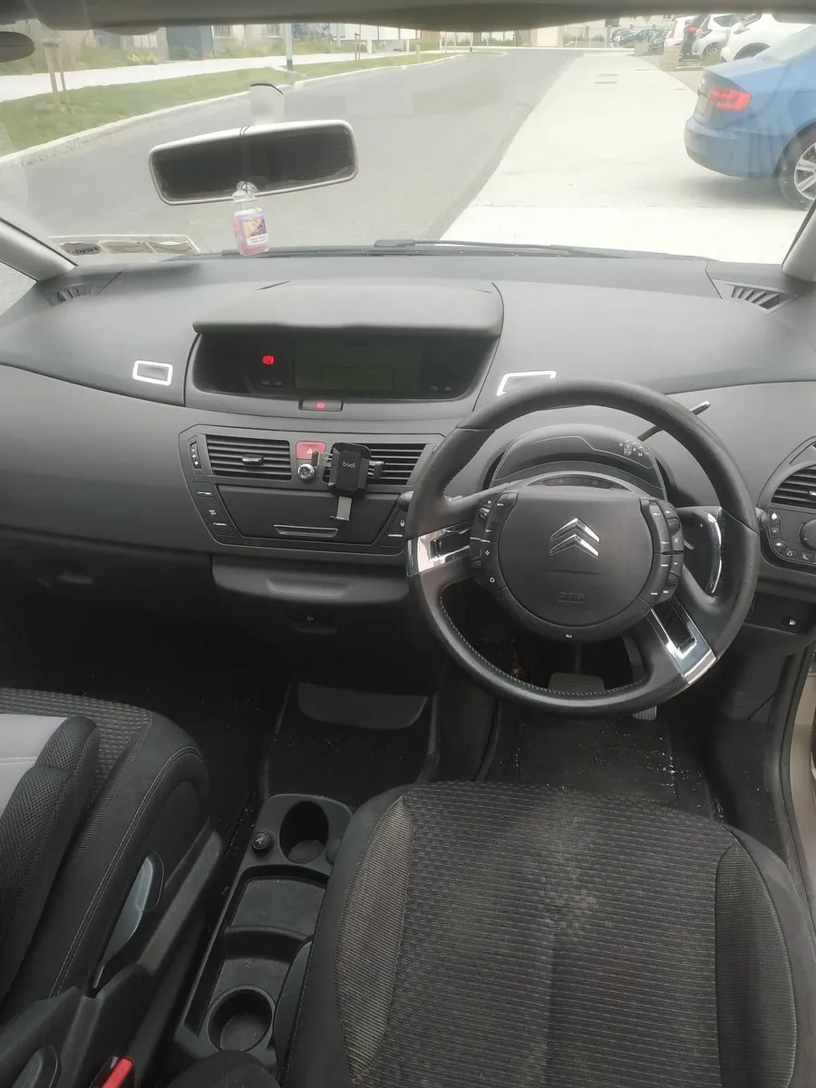 Citroen C4 Picasso Automatic - Image 4
