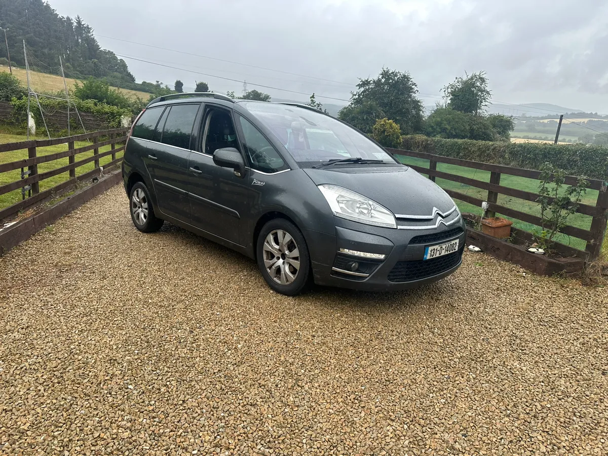 Citroen C4 Picasso 1.6 D Automatic with 7 Seats - Image 1
