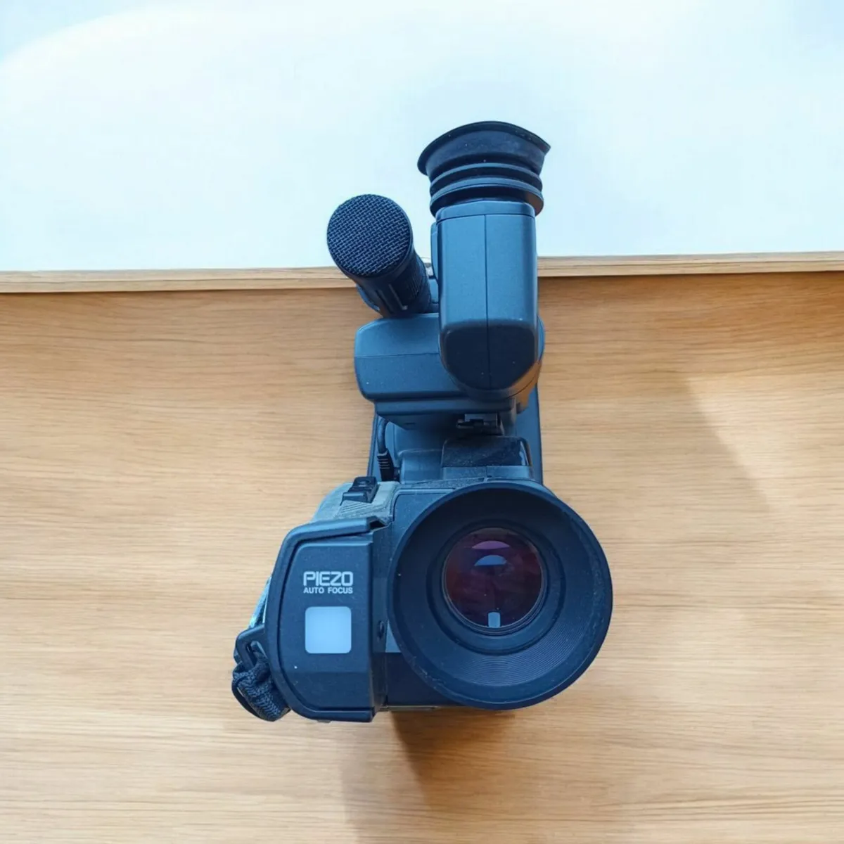 Panasonic M10 Stereo AV Zoom VHS, HI-Fi Stereo - Image 3