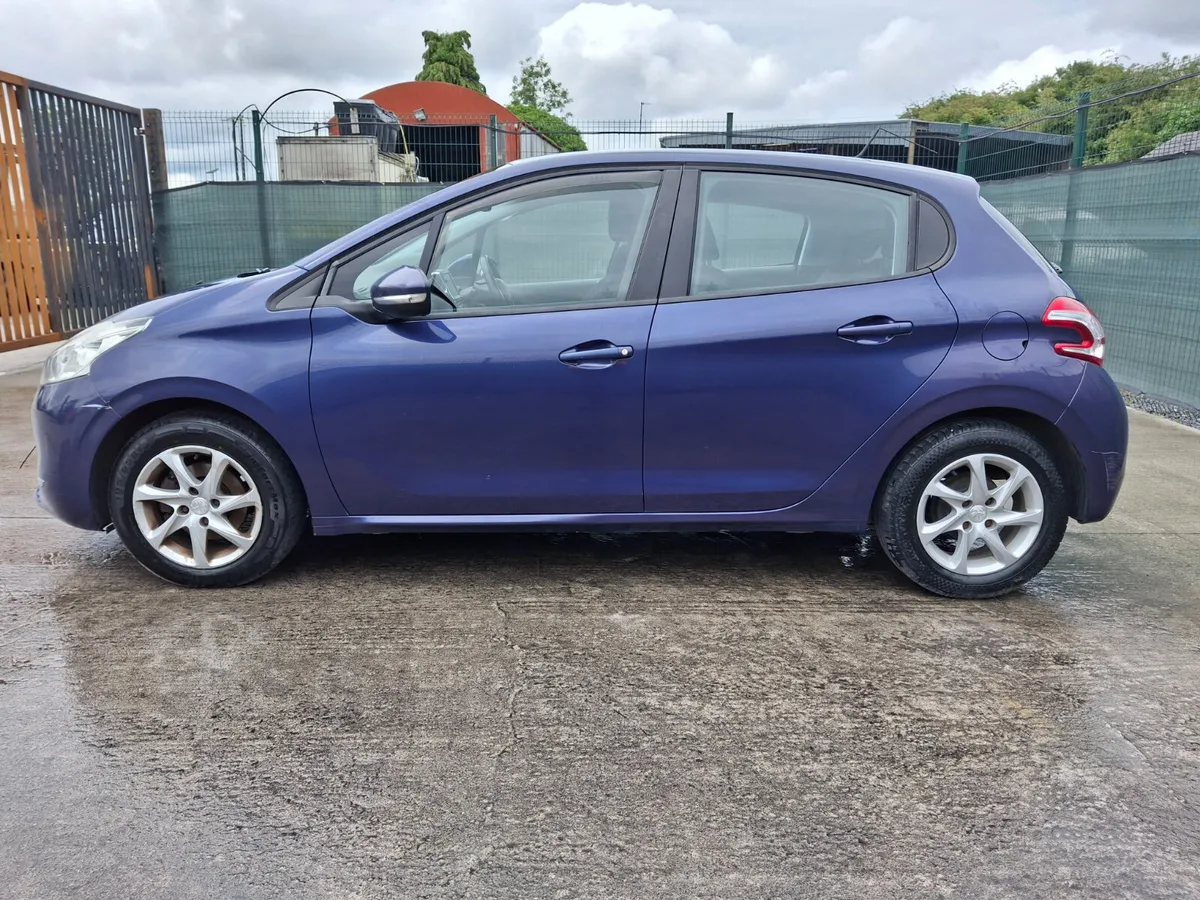 2015 Peugeot 208 Active 1.4 Diesel - Image 3