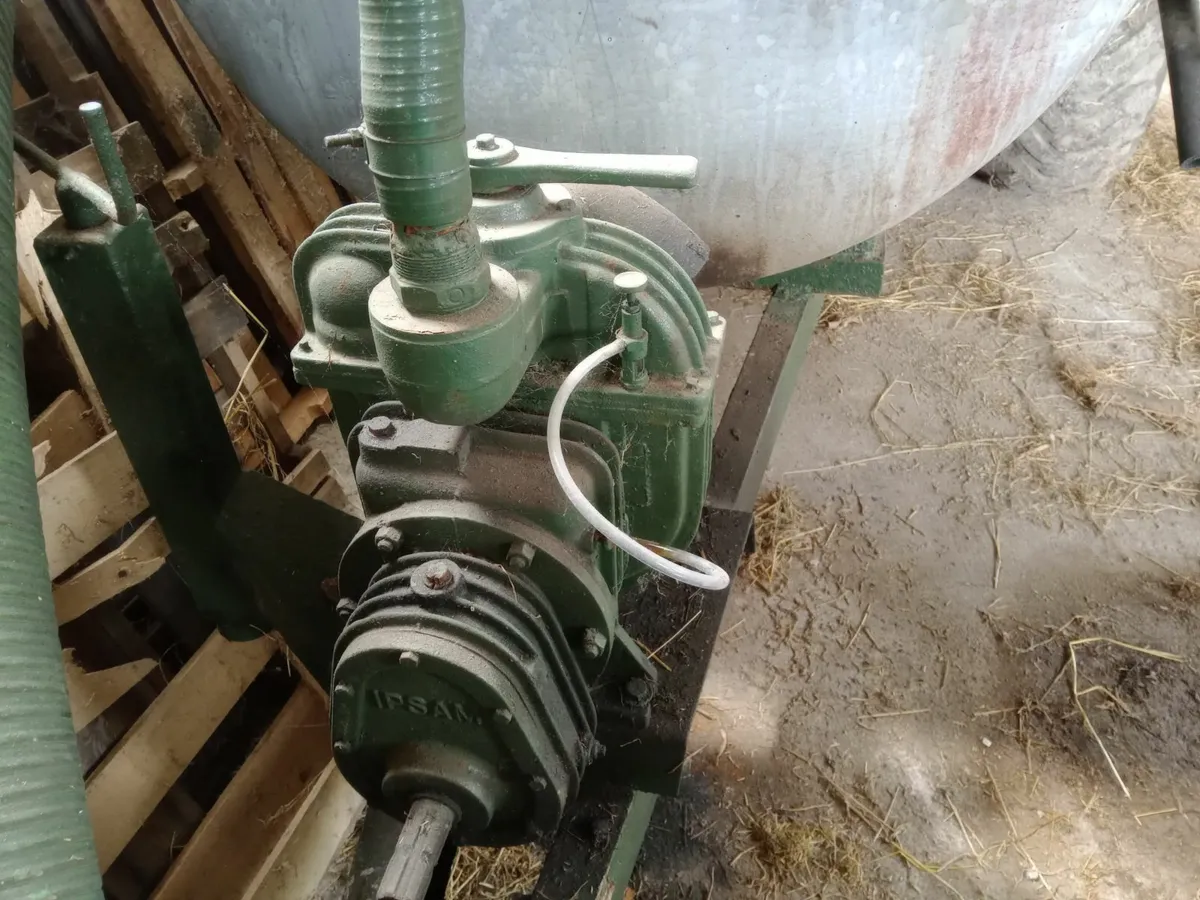Slurry tanker - Image 2
