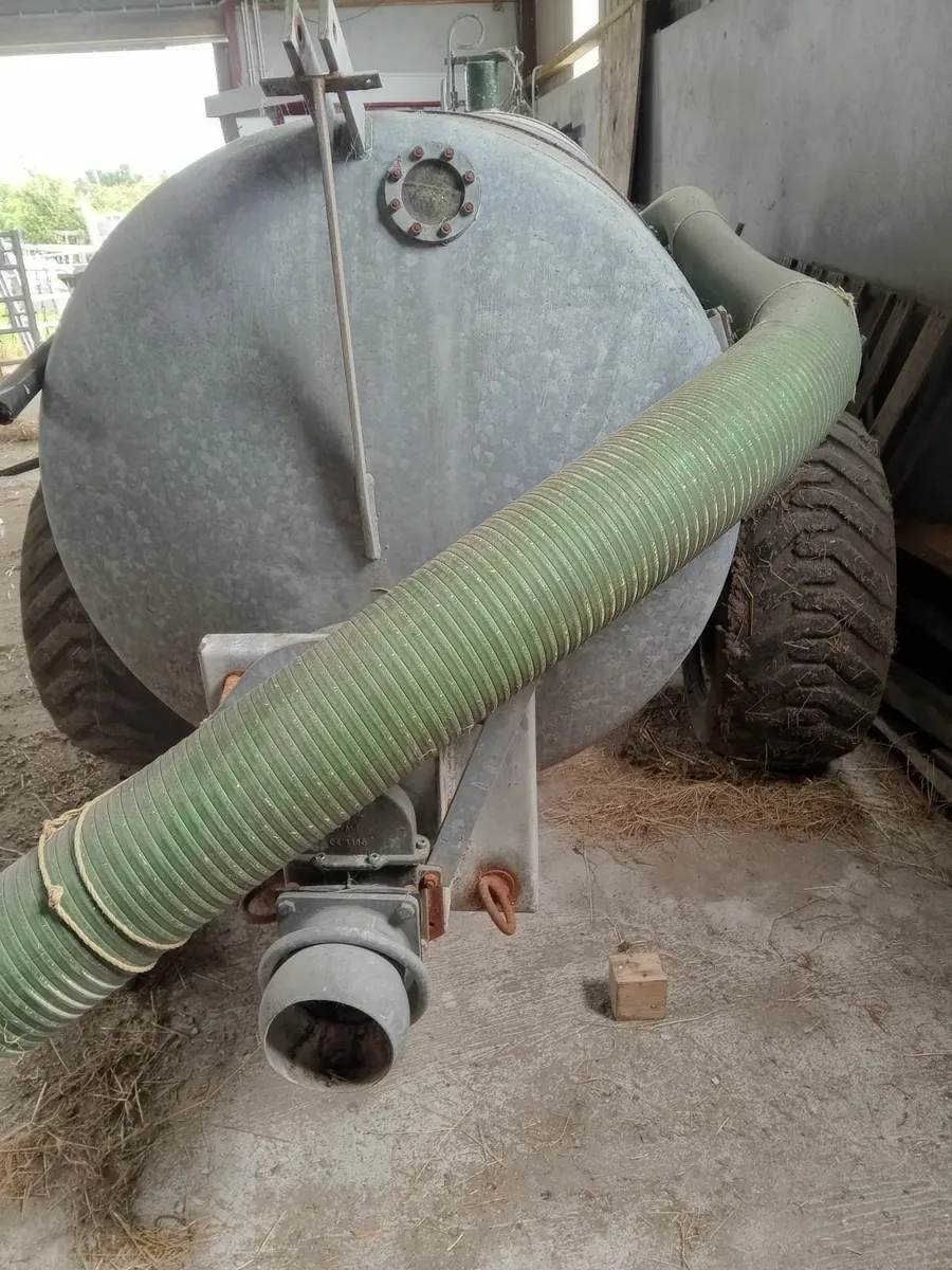 Slurry tanker - Image 4