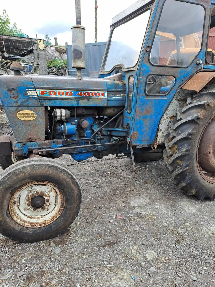 Tractor ford 4000 - Image 1