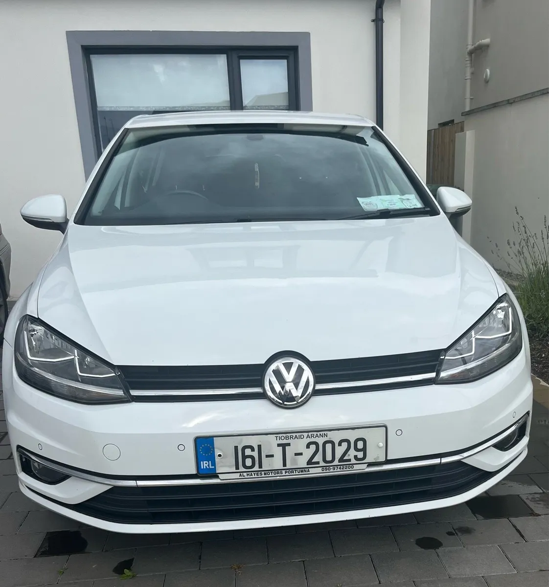 Volkswagen Golf - Image 1