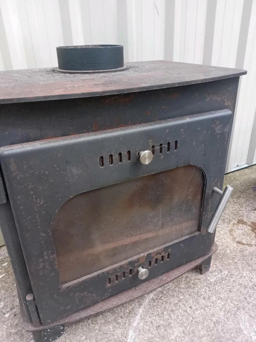 Stove - Image 2