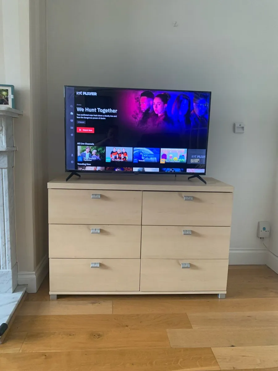 Chest of Drawers/TV Stand - Image 4