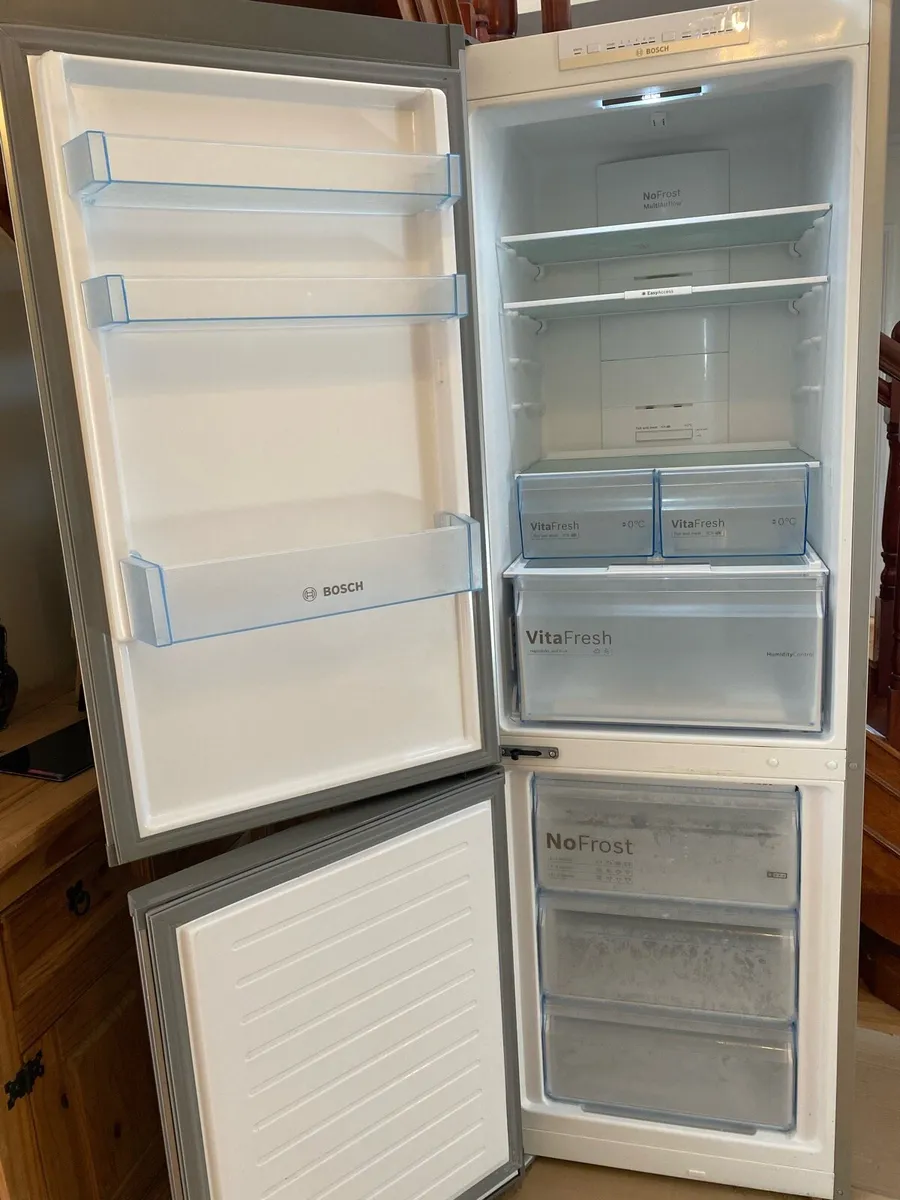 Bosch Frost Free Fridge Freezer - Image 2