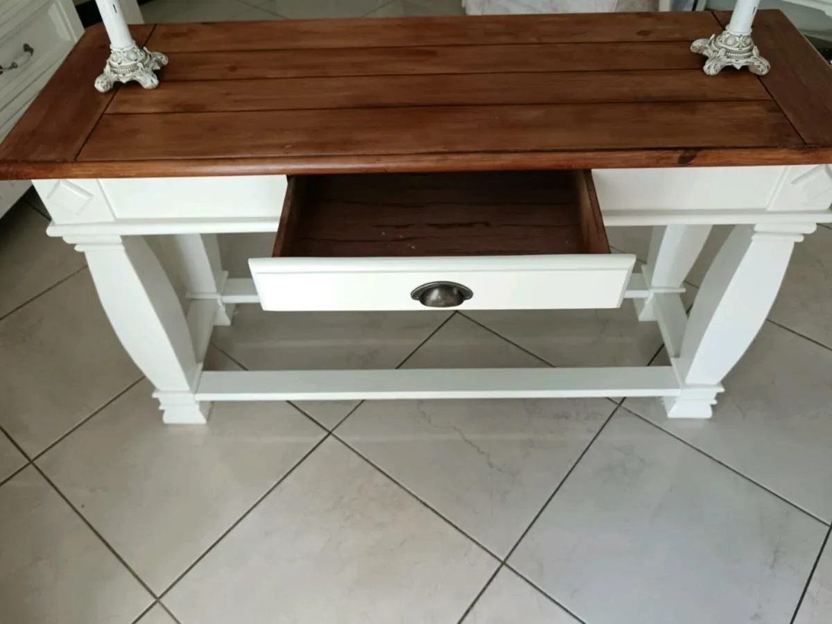 Console table - Image 4