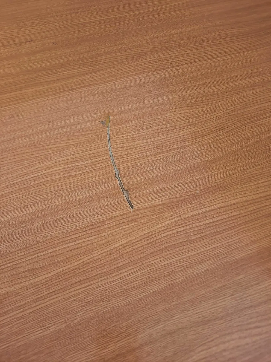 Kitchen table - Image 3