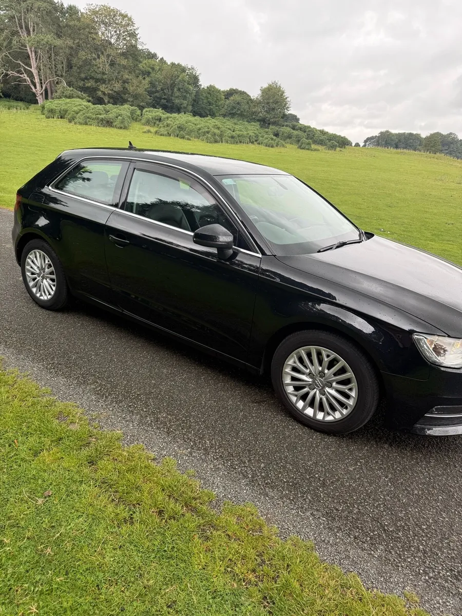 Audi A3 1.6 TDI SE - Image 3