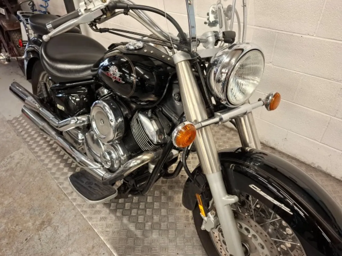 YAMAHA Dragstar XV1100 2003 - Image 2