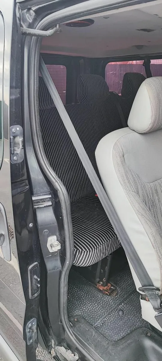 Nissan Primastar 9 seater Long wheel base - Image 2
