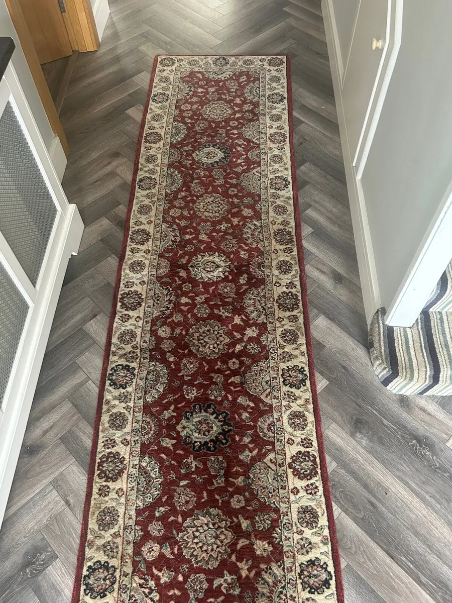 Hall runner - Image 1