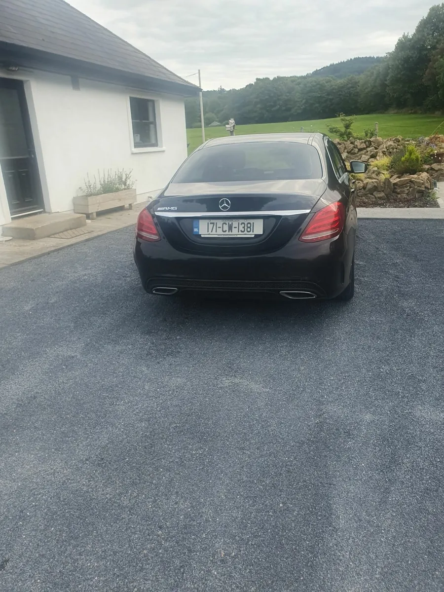 Mercedes-Benz C220 AMG 2017 - Image 3