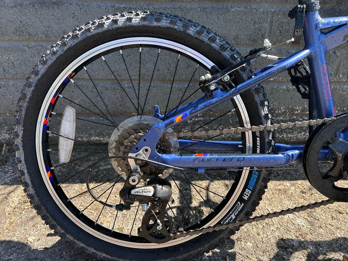 Carrera Blast Junior Mountain Bike - 20" Wheel - Image 2