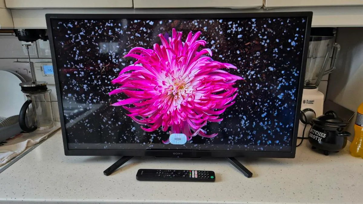 SONY Bravia 32" Smart TV 2024 - Image 3