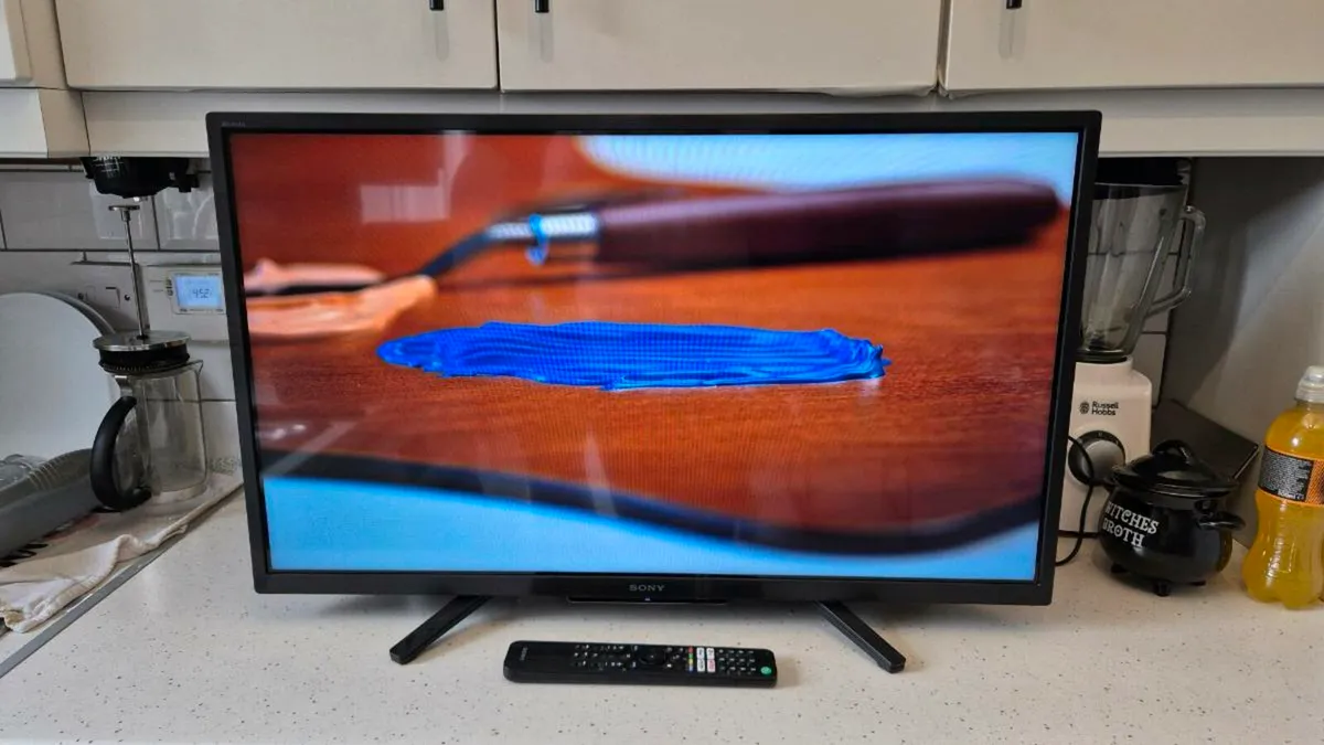 SONY Bravia 32" Smart TV 2024 - Image 4