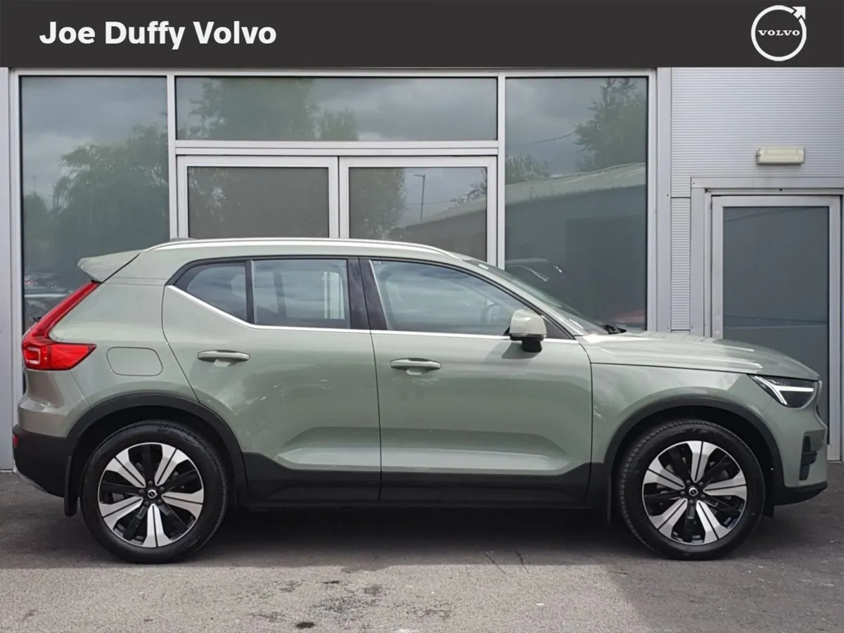 Volvo XC40 Plus Bright T4 Phev - Image 3