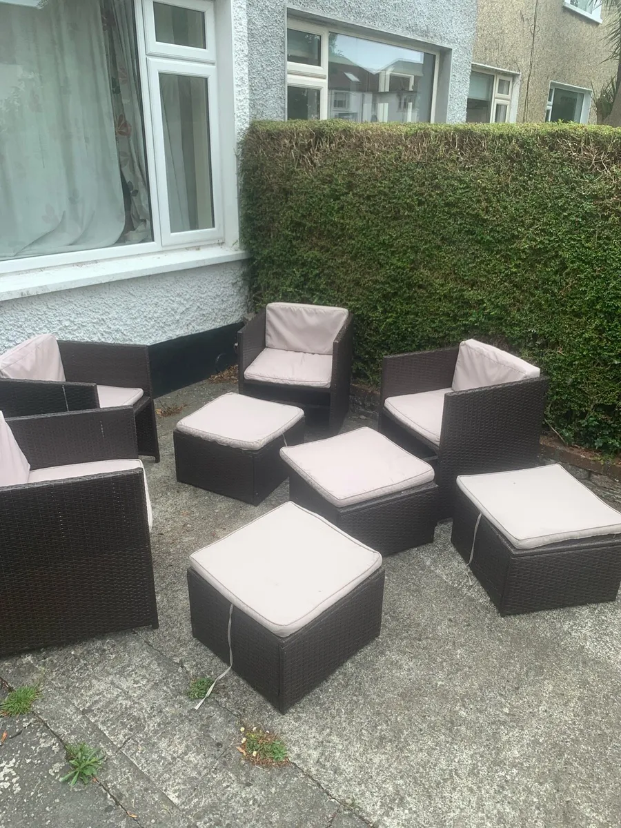 Rattan chairs and stools - Image 1