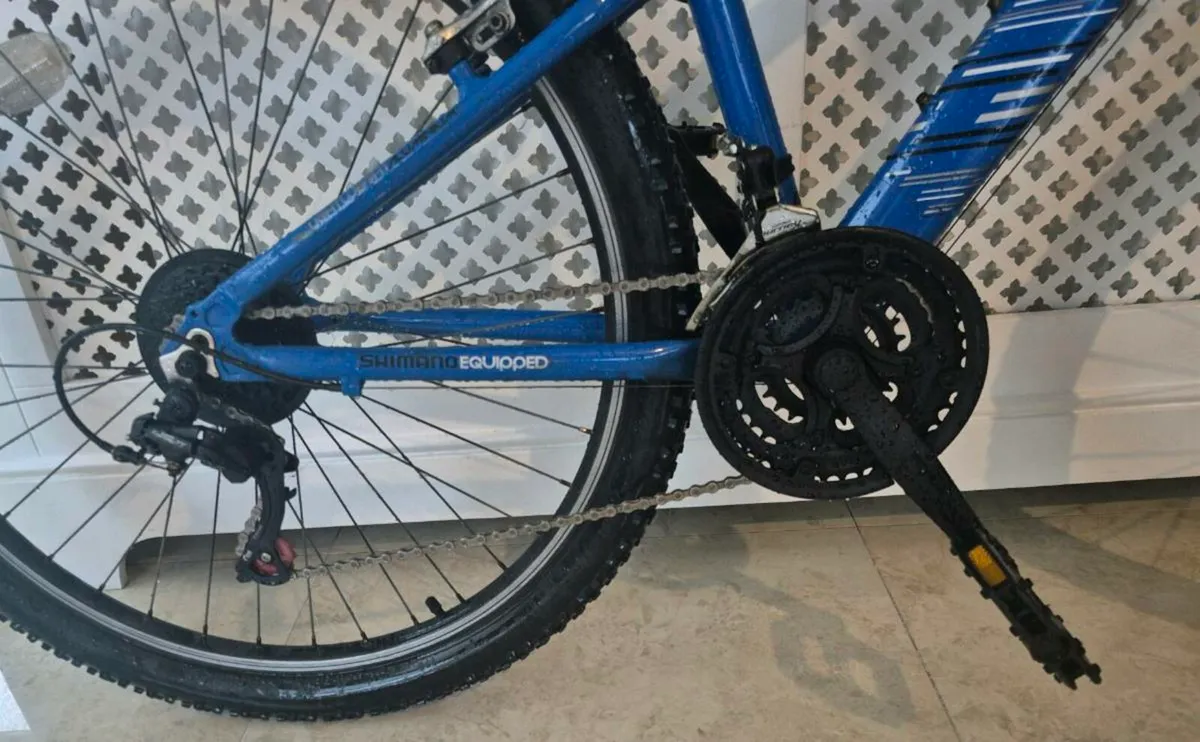 Adults Apollo Phaze bike.
27.5" wheels 
18 speed s - Image 2