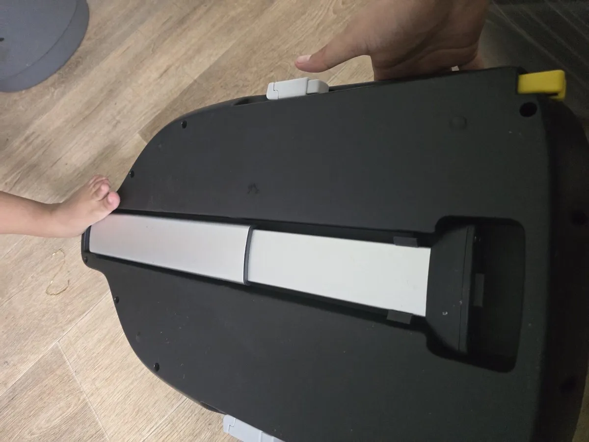 Infant car seat - Image 3