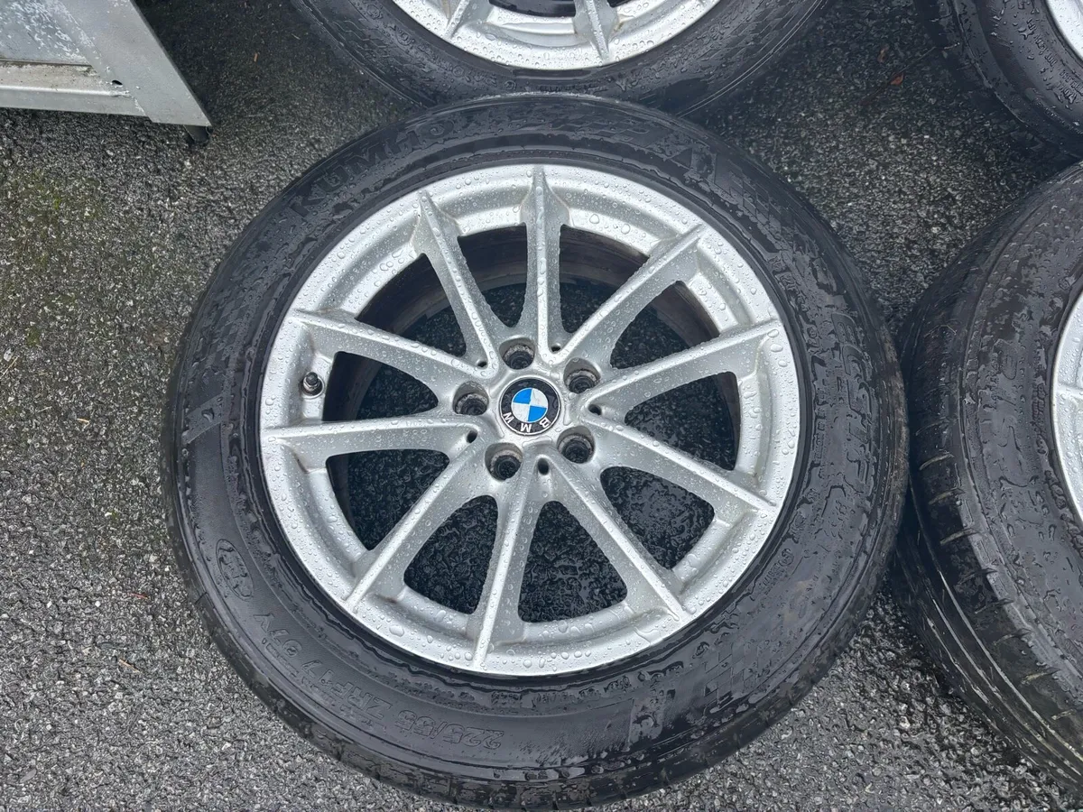 17 INCH GENUINE BMW G30 ALLOYS RUN FLAT TYRES - Image 4