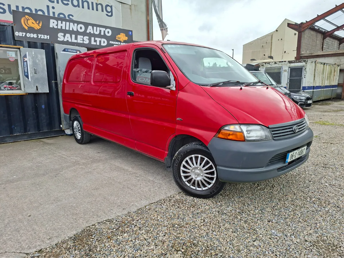 🦏 Toyota HiAce 2006. Beautiful clean van 🦏 - Image 1