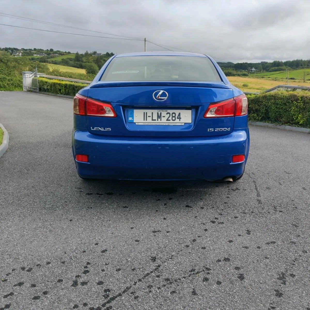 Lexus IS200d F Sport - Image 2