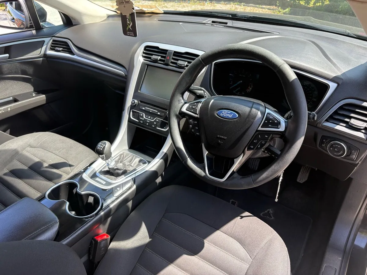 Ford mondeo needs attention - Image 2