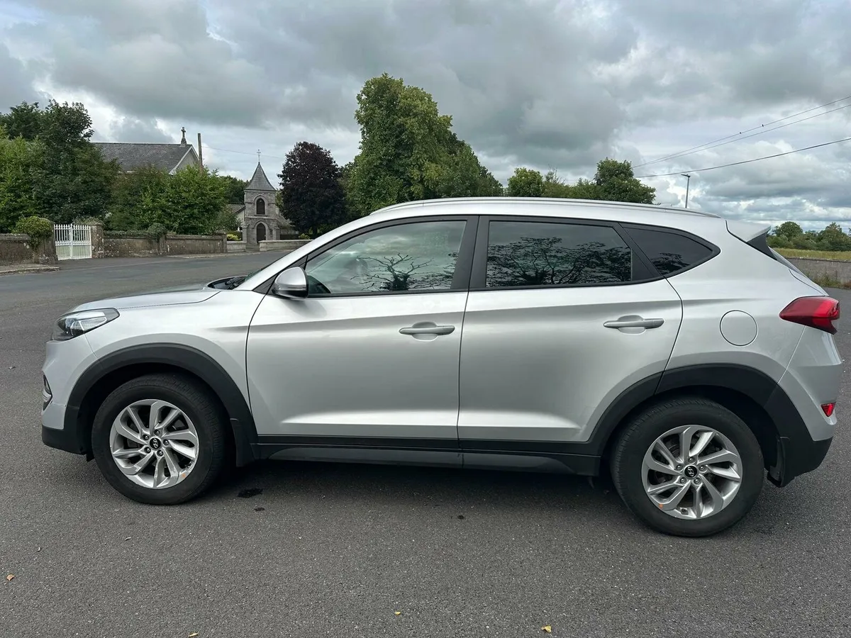 Hyundai Tucson Executive - Image 2