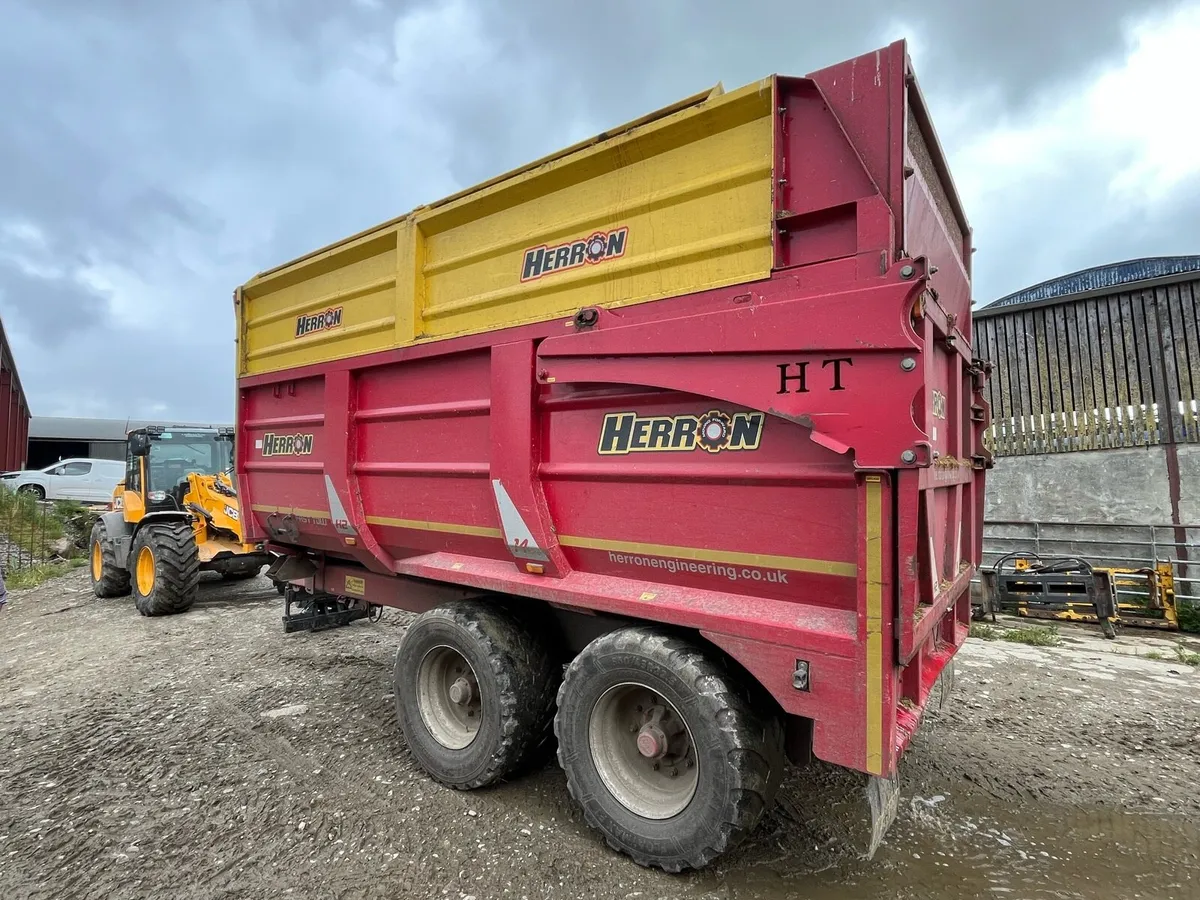 Herron h2 14t silage trailer - Image 2